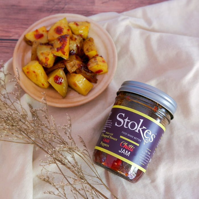 Enjoy a snack with a kick with this Patatas Bravas recipe! 🥔🌶